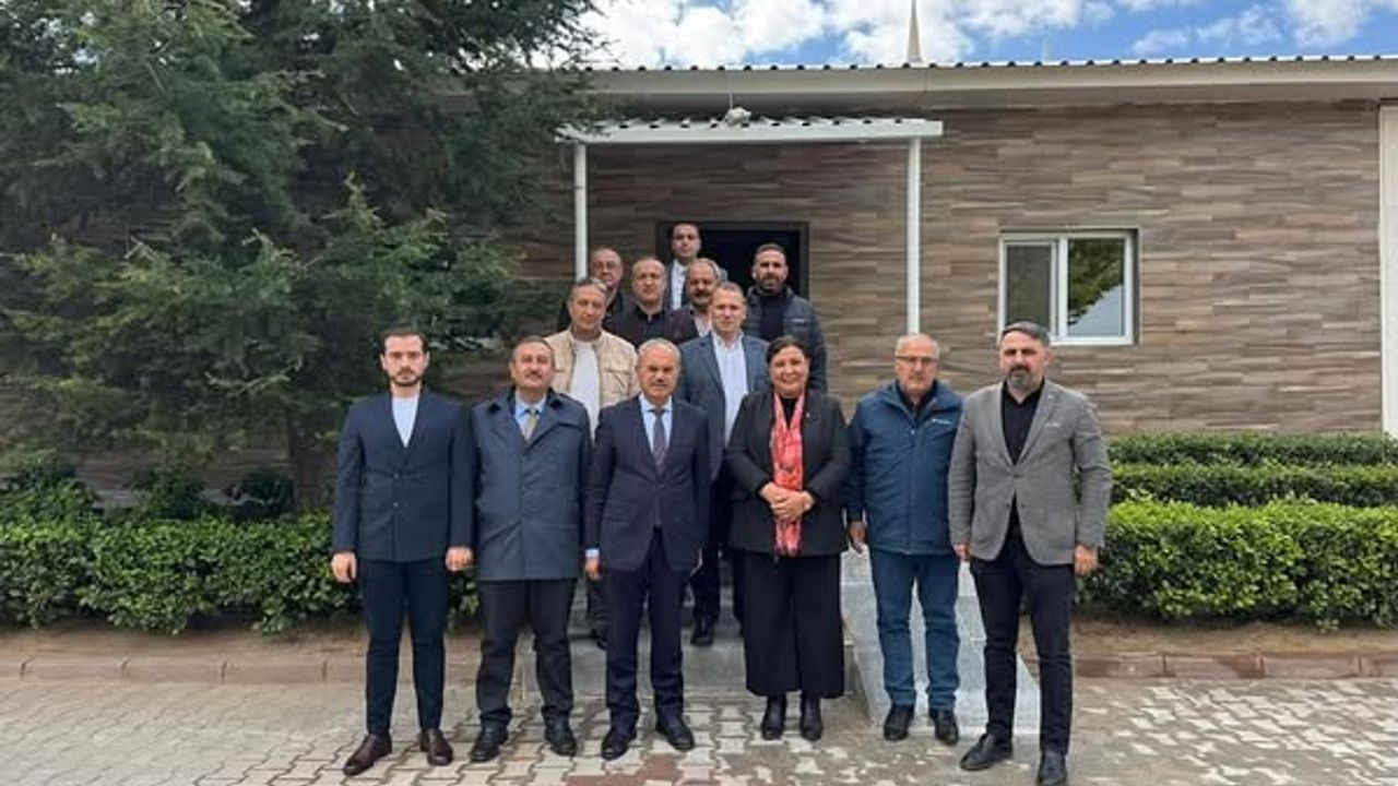 Başkan Ünsal’dan OSB Başkanı Eraslan’a Ziyaret