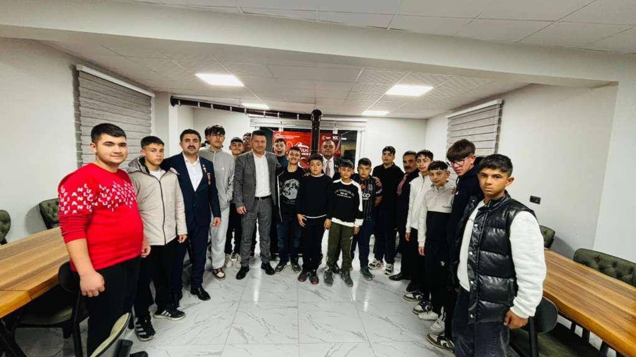 Gazilerden Çocuklara Vatan Sevgisi Mesajı