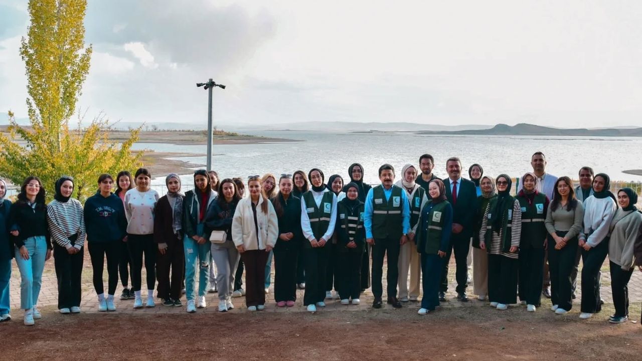 Gençler İçin Motivasyon Kampı düzenlendi!