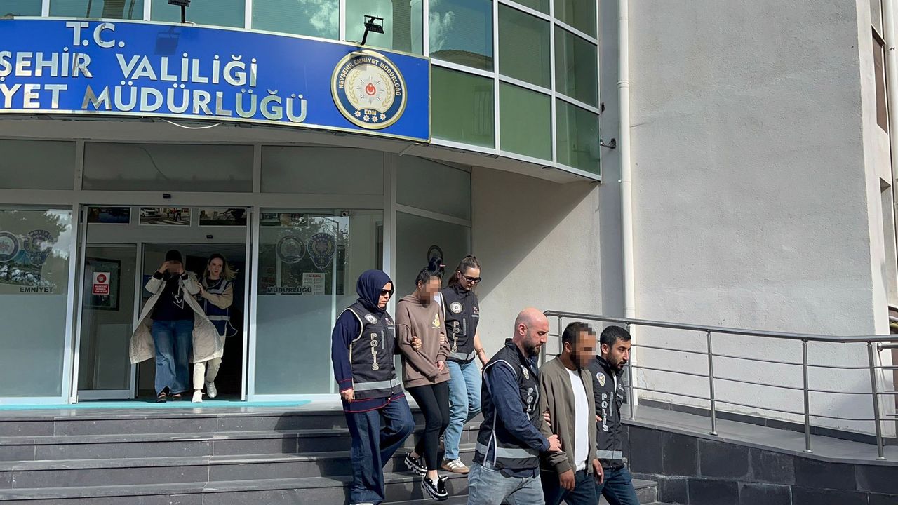 Kıyma makinesinden, kıyma yerine altın çıktı