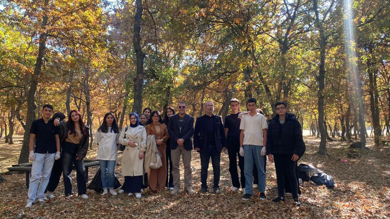 Akçakent Anadolu Lisesi Öğrencileri Çevre İçin Harekete Geçti