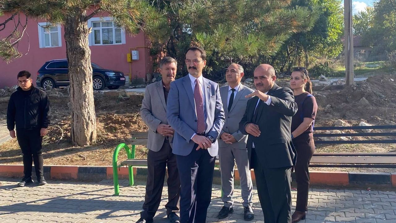Akpınar'da Okullarda Onarım İncelemesi