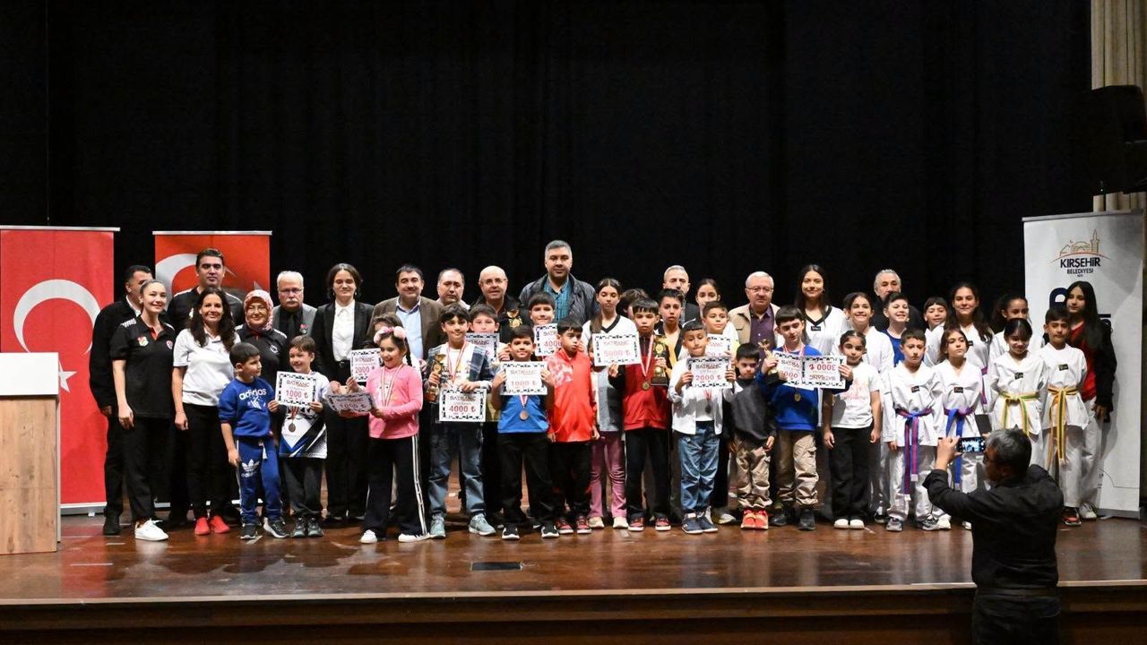 Kırşehir’de Cumhuriyet kutlamaları sürüyor