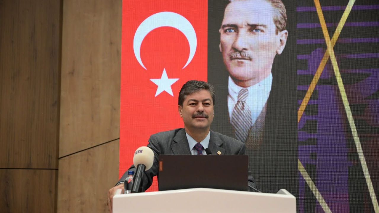 Erkan esnafın her zaman yanında olduklarını vurguladı