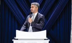 Tarıkdaroğlu, HAK-İŞ iftar programında yerini aldı