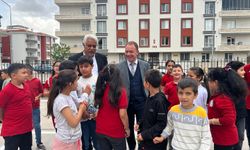 Müdür Gülşen'den öğrencilere özel ziyaret