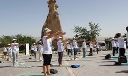 Kapadokya'da yoga etkinliği düzenlendi