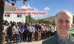 Kırşehir'in sevilen ismi Eczacı Kenan Türk son yolculuğuna uğurlandı