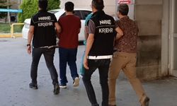 Midesinde 170 uyuşturucu kapsülü ele geçirilen 2 kurye tutuklandı