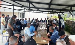 MHP İl Başkanı Kılıç, Çiçekdağı’nda esnaf ve köy ziyareti yaptı