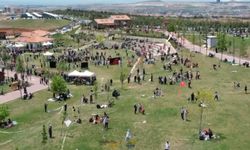 “19 Mayıs” coşkusu gökyüzüne uzandı