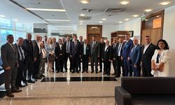 “Esnafımızın talepleri başımızın tacı, birlikte yol yürüyoruz”