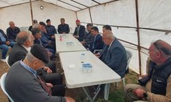 Vali Demiryürek ve Belediye Başkanı Ekicioğlu’ndan Akpınar'da taziye ziyareti