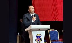 Kırşehir'de cezaevi personelinden oluşan koro "Bozkırın Esintisi" programında konser verdi