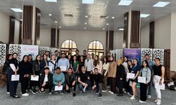 Genç Âhiler Diplomatlık Yolunda: Prof. Dr. Nur Çetin, Gençlerle Buluştu
