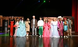 Kırşehir’de Çocuk Tiyatrosu Festivali “Külkedisi” ile sona erdi