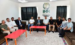 Vali Demiryürek’ten İlim Yayma Cemiyeti ve İHH’ya Ziyaret