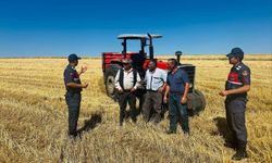 Kırşehir'de jandarma ekipleri hasat yapan çiftçileri yangınlara karşı uyardı