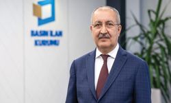 “Gazeteciler, Hakikatin Yolundan Sapmadan Kamu Görevi Yürütüyor”