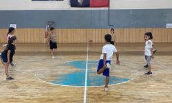 Mucur’da GSB Spor Okulları Kapsamında Atletizm Kursları Devam Ediyor