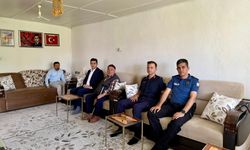Kaymakam Görmüş. Şehit Kamil Çelikkaya’nın Ailesini Unutmadı