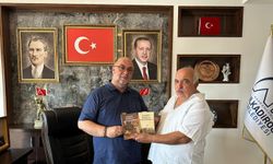 Akpınar: “Bu Kitap Kütüphanelerde Yerini Almalı”