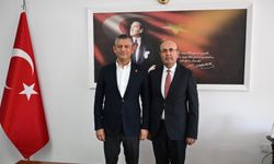CHP Genel Başkanı Özel’den Başkan Ekicioğlu’na ziyaret