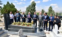 Festival Öncesi Ertaşlar Kabirleri Başında Anıldı