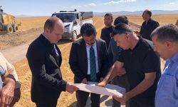 Vali Demiryürek, Boztepe'de Yol ve İçme Suyu Çalışmalarını İnceledi