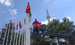Mucur’da Eski Türk Devletleri Bayrakları Yenilendi