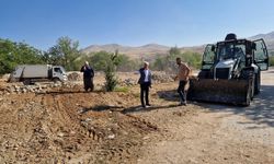 Özbağ Belediyesi’nden Kışlapınar Mahallesi’nde Temizlik Çalışması