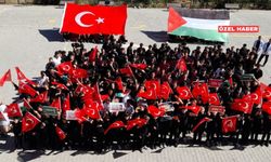 “Bir Sabah Güneş Gazze Sahilinde Sessizce Doğacak”