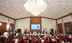 Karahocagil, “Alp Er Tonga Torunları: Karahanlılar Döneminde Türk-İslam Dünyası” Sempozyumuna Katıldı