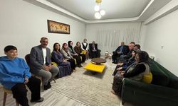 Arif Kılıç ve İlçe Başkanları Halkla Kucaklaştı