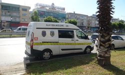 Eline aldığı bıçakla yoldan geçenlere deh*şeti yaşattı: 1 yaralı