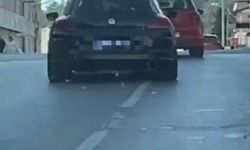 Abartılı egzozla tehlikeli sollama yapan sürücü cezadan kaçamadı