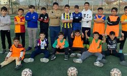 Mucur’da GSB Spor Okulları Futbol Antrenmanları Devam Ediyor