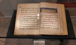 Garibnâme’nin Tevhid Bâbı Ziyaretçilerle Buluştu