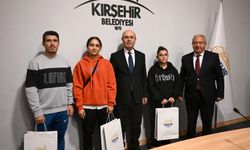 Efil Tıraş ve Hiranur Laçinbay’dan Ekicioğlu’na Ziyaret