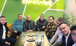 İYİ Parti İl Başkanı Nuri Araz, Çikolatacı Sami’nin Gecesine Katıldı