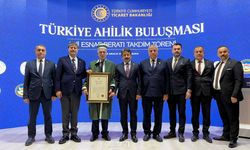 Türkiye Ahilik Buluşması'nda Esnaf Beratı Takdim Edildi