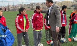 Başkan Hakanoğlu’ndan U13 Sporcularına Moral Ziyareti