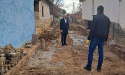 Özbağ Belediyesi Yol Yapım Çalışmalarını Sürdürüyor