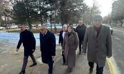 MHP Kırşehir’den Zübeyde Hanım Caddesi’nde esnaf ziyareti