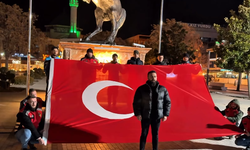 Motosiklet Kulübünden Bayrak Hassasiyeti!