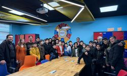 Kırşehirli Gençler Deneyap Atölyesinde Bilimle Buluştu