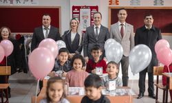 Kaymakam Tok Öğrencilerin Karne Heyecanına Ortak Oldu