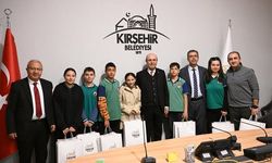 Sporcu Öğrencilerden Başkan’a Ziyaret