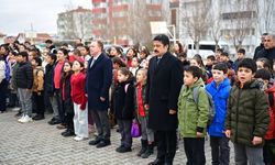 Vali Demiryürek Öğrencilerin Heyecanına Ortak