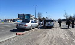 Otomobilin çarptığı 15 yaşındaki çocuk ağır yaralandı